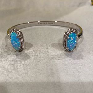 Kendra Scott HTF EUC Ice Blue Opal Erica Bracelet
